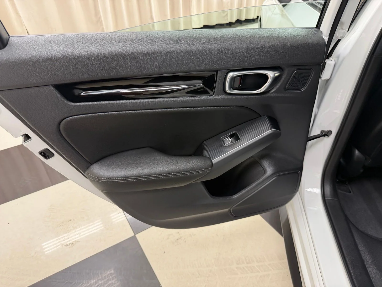 Used 2024  Honda Sport Touring image 24