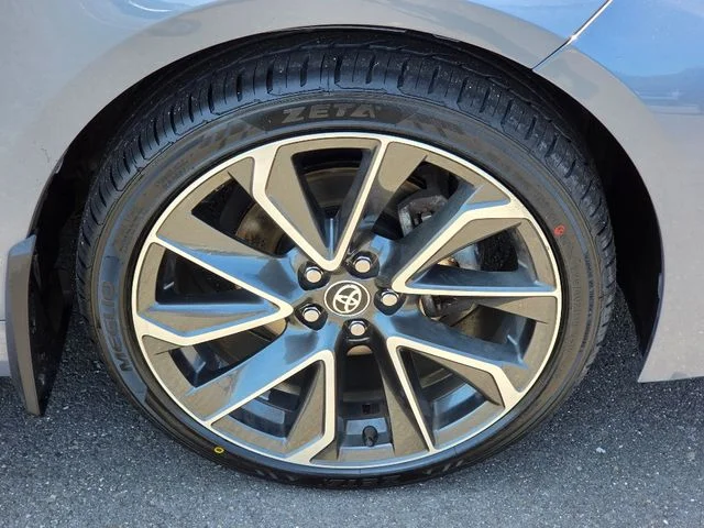 Used 2022 Black Toyota SE image 9