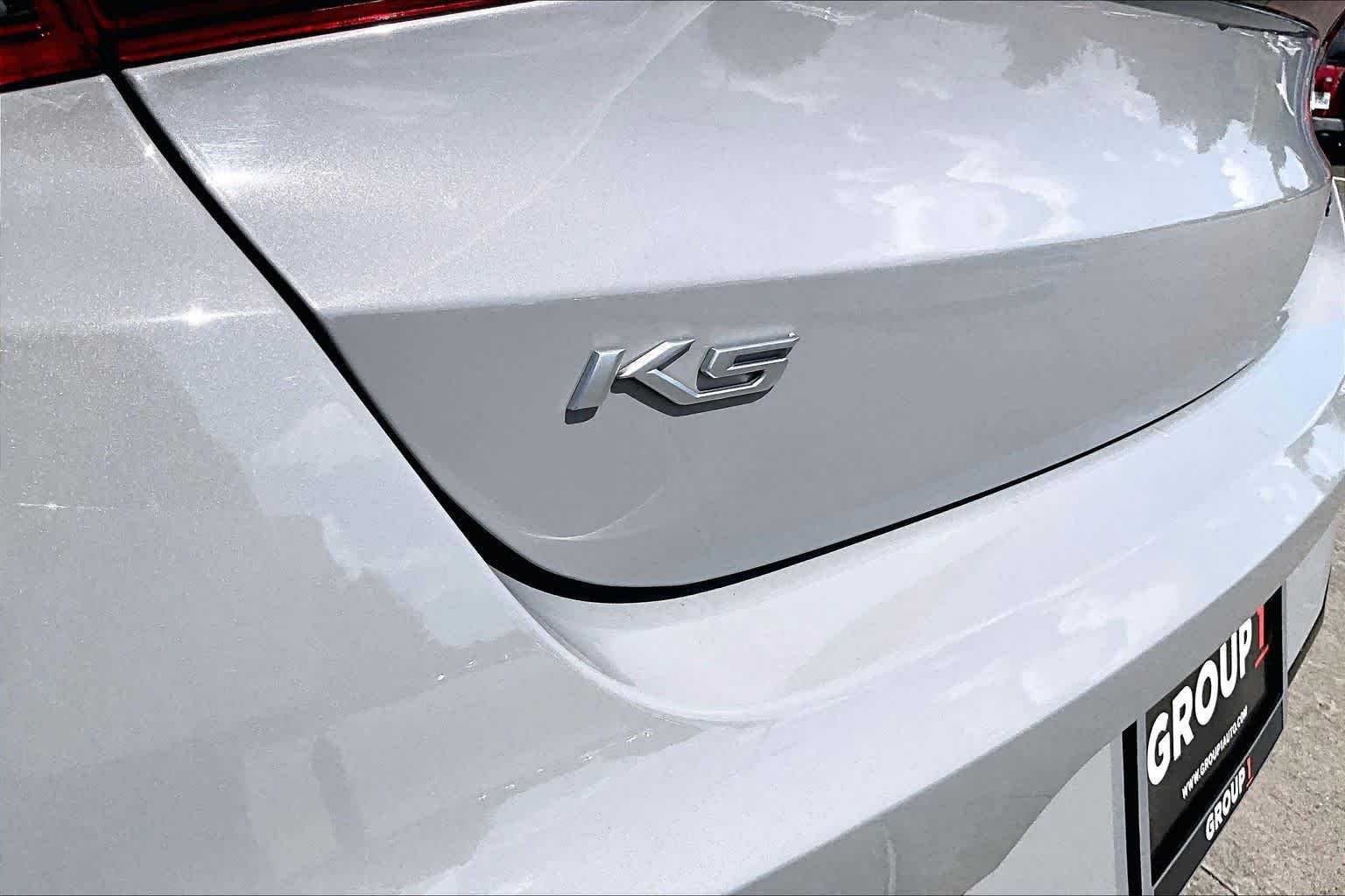 Used 2022 Wolf Gray Kia GT-Line image 29