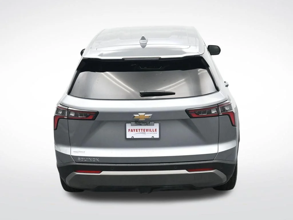Used 2025 Gray Chevrolet LT image 27
