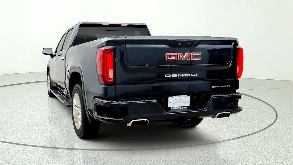 Used 2021 Hunter Metallic GMC 4WD Crew Cab 147