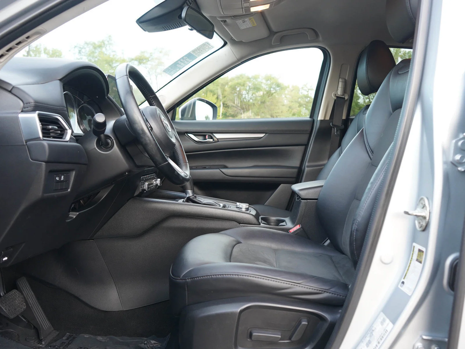 Used 2021 Sonic Silver Metallic Mazda Touring image 22
