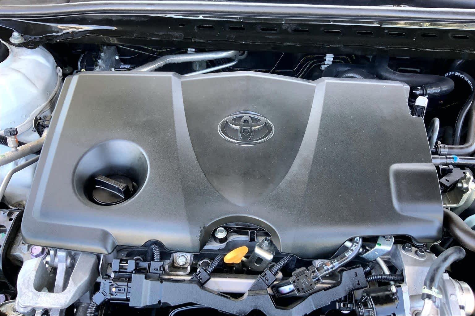 Used 2021 Super White Toyota LE image 32