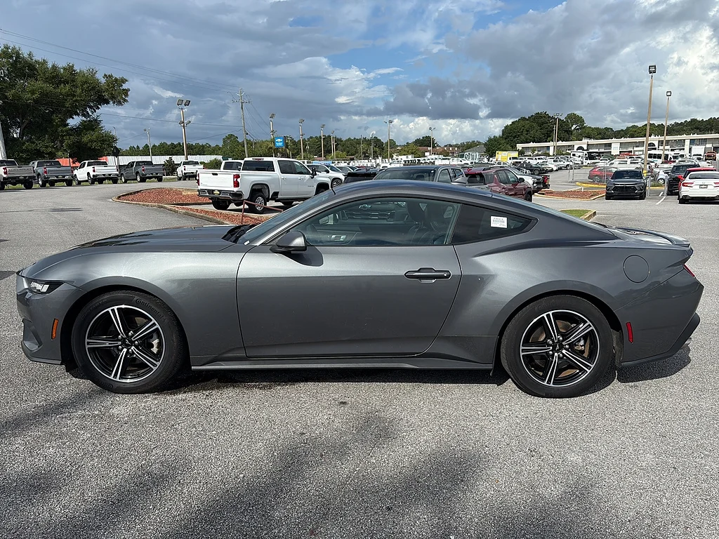 Used 2024 Carbonized Gray Ford  image 3