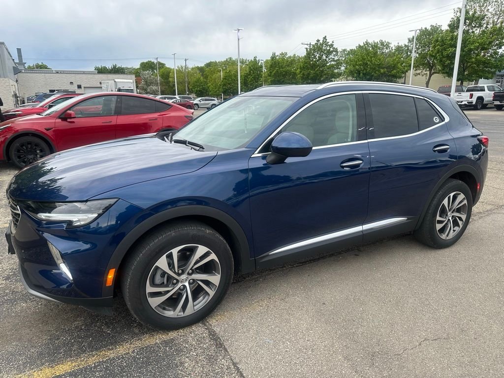 2022 Buick Envision Essence AWD's photo