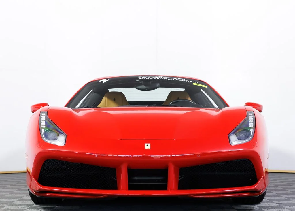 Used 2018 Red Ferrari Base image 4