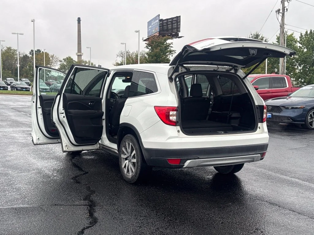 Used 2022 White Honda EX-L image 18
