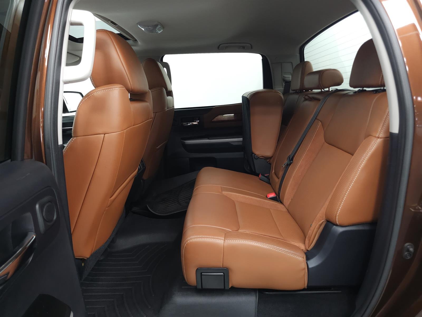 Used 2015 Brown Toyota 1794 image 5