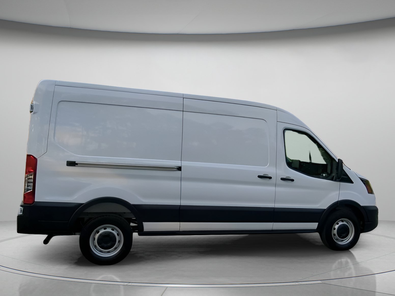 New 2026 Oxford White Ford Cargo Van image 28