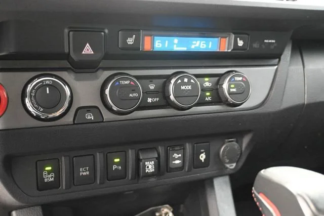 Used 2019 Voodoo Blue Toyota SR image 17