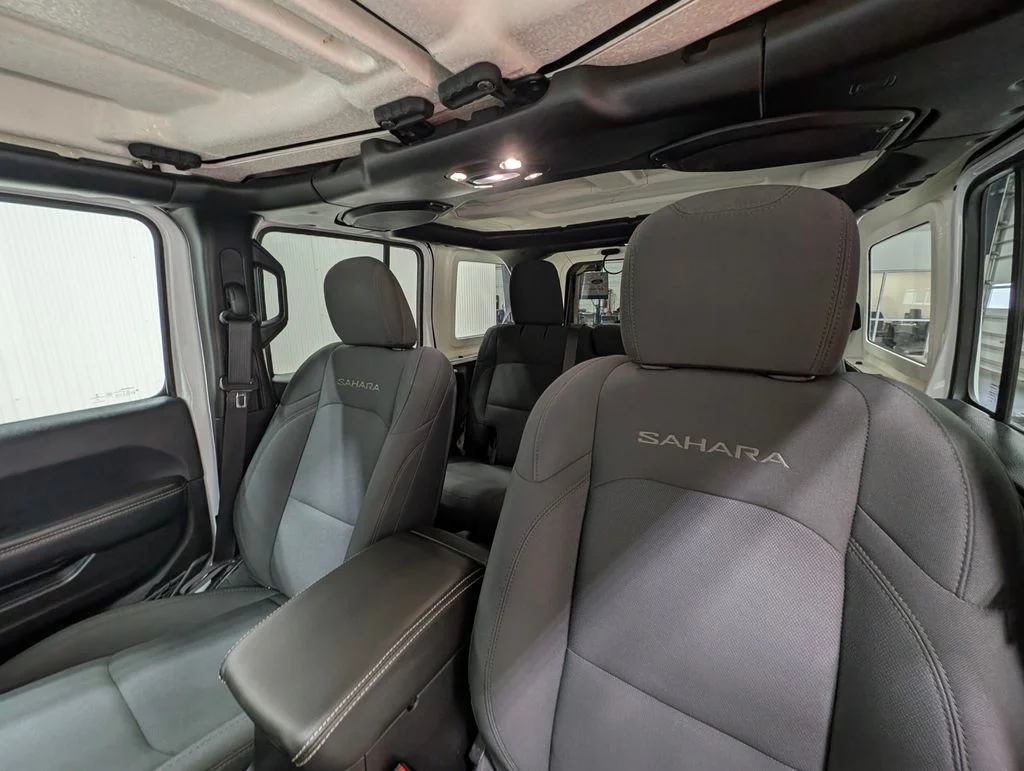 Certified Used 2019 Bright White Clearcoat Jeep Unlimited Sahara image 12