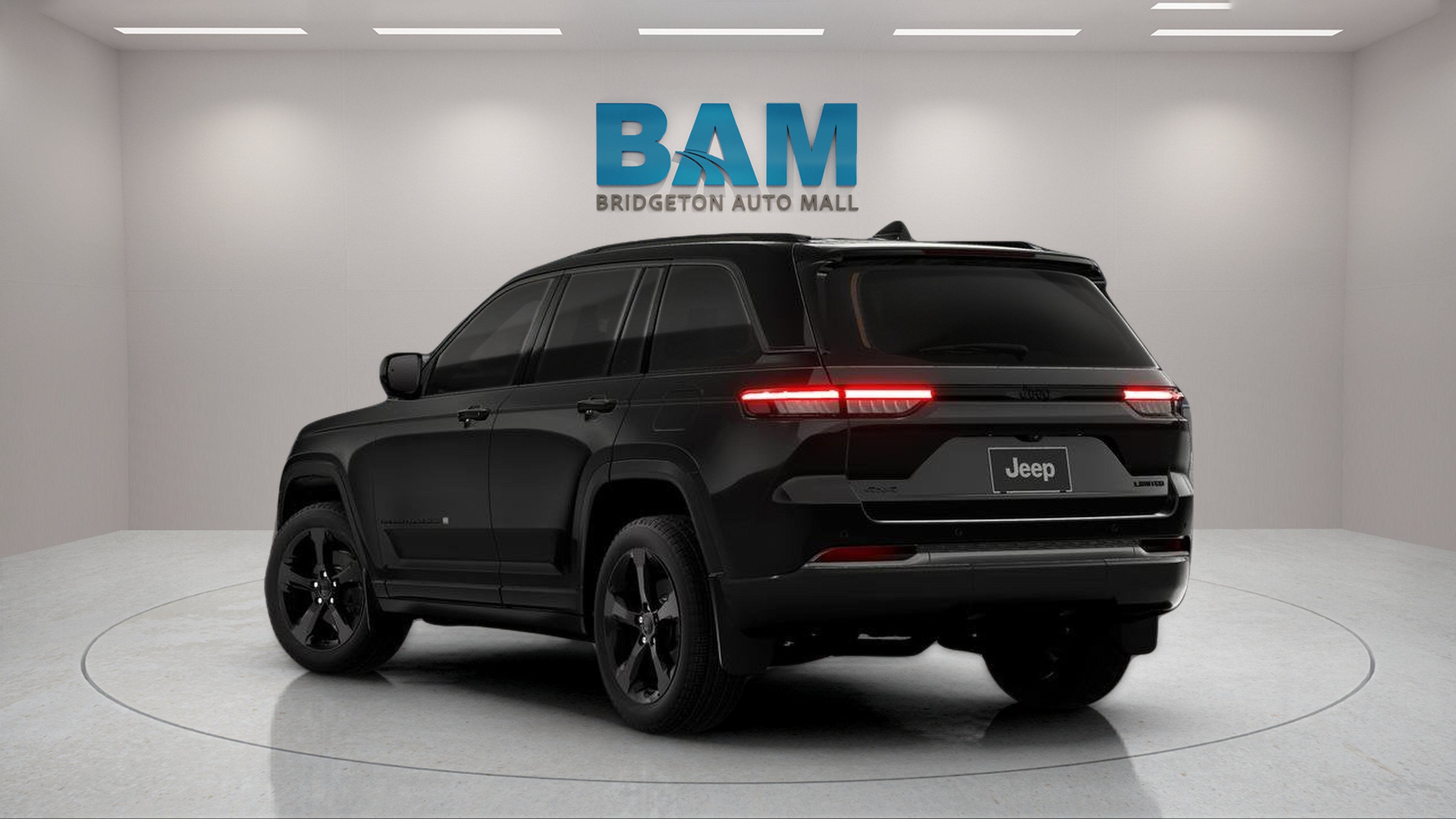 New 2026 Diamond Black Crystal Pearl-Coat Exterior Paint Jeep Limited image 10