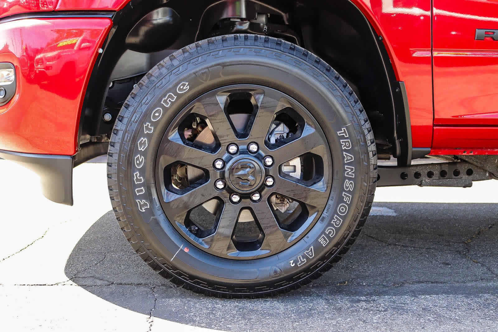 New 2026 Molten Red Pearl-Coat Exterior Paint RAM Laramie image 10