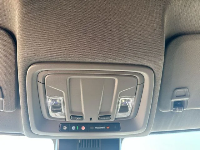 Used 2024 White Chevrolet LT image 40