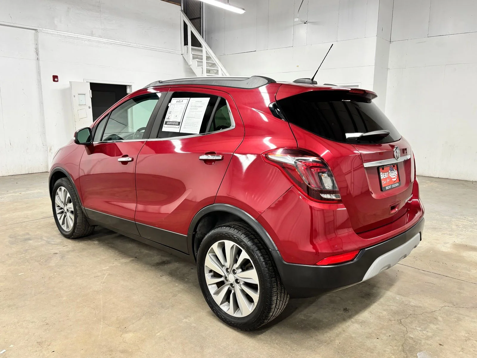 Used 2019 Red Buick Preferred image 5