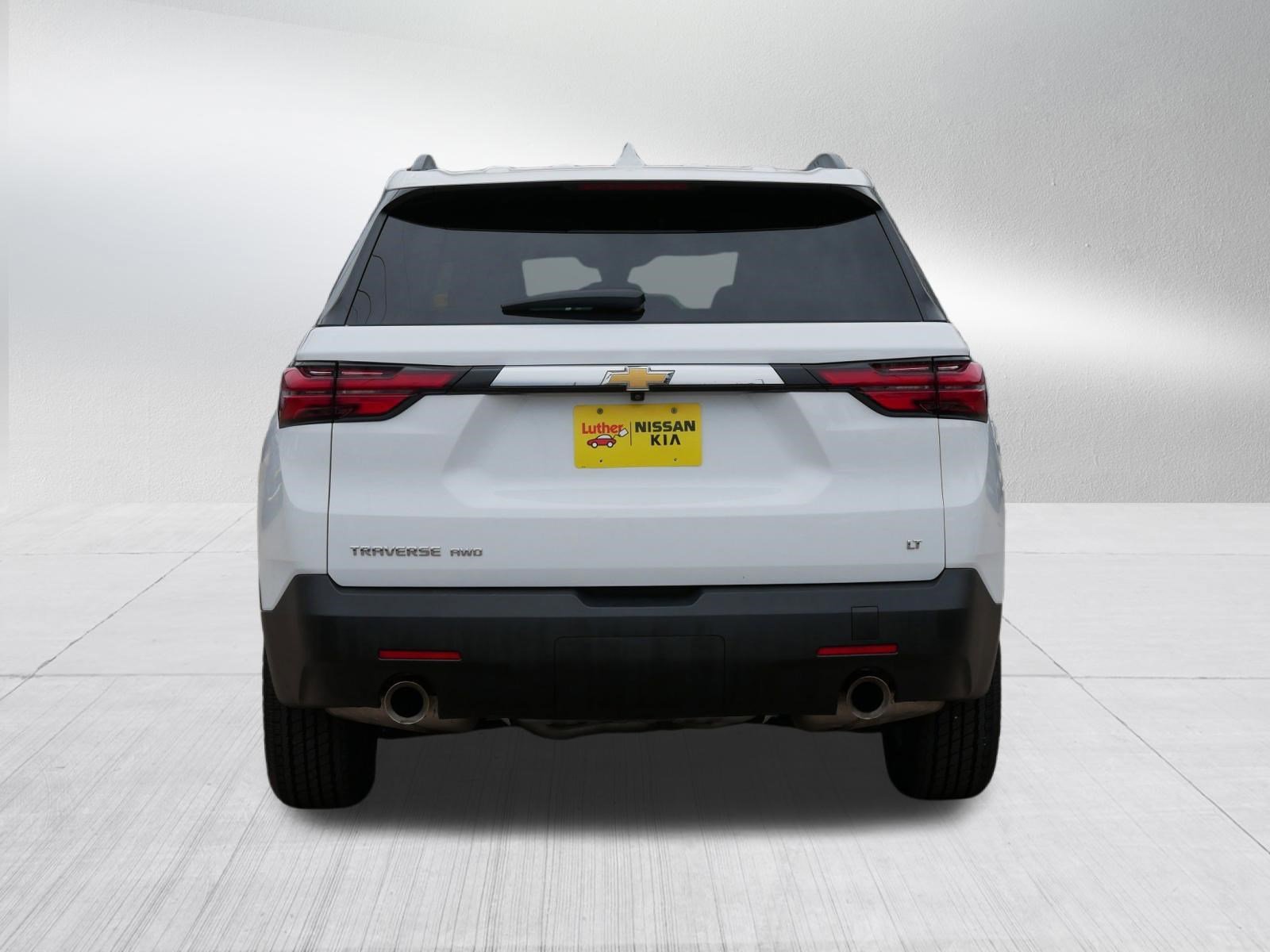 Used 2023 Summit White Chevrolet LT Cloth image 6