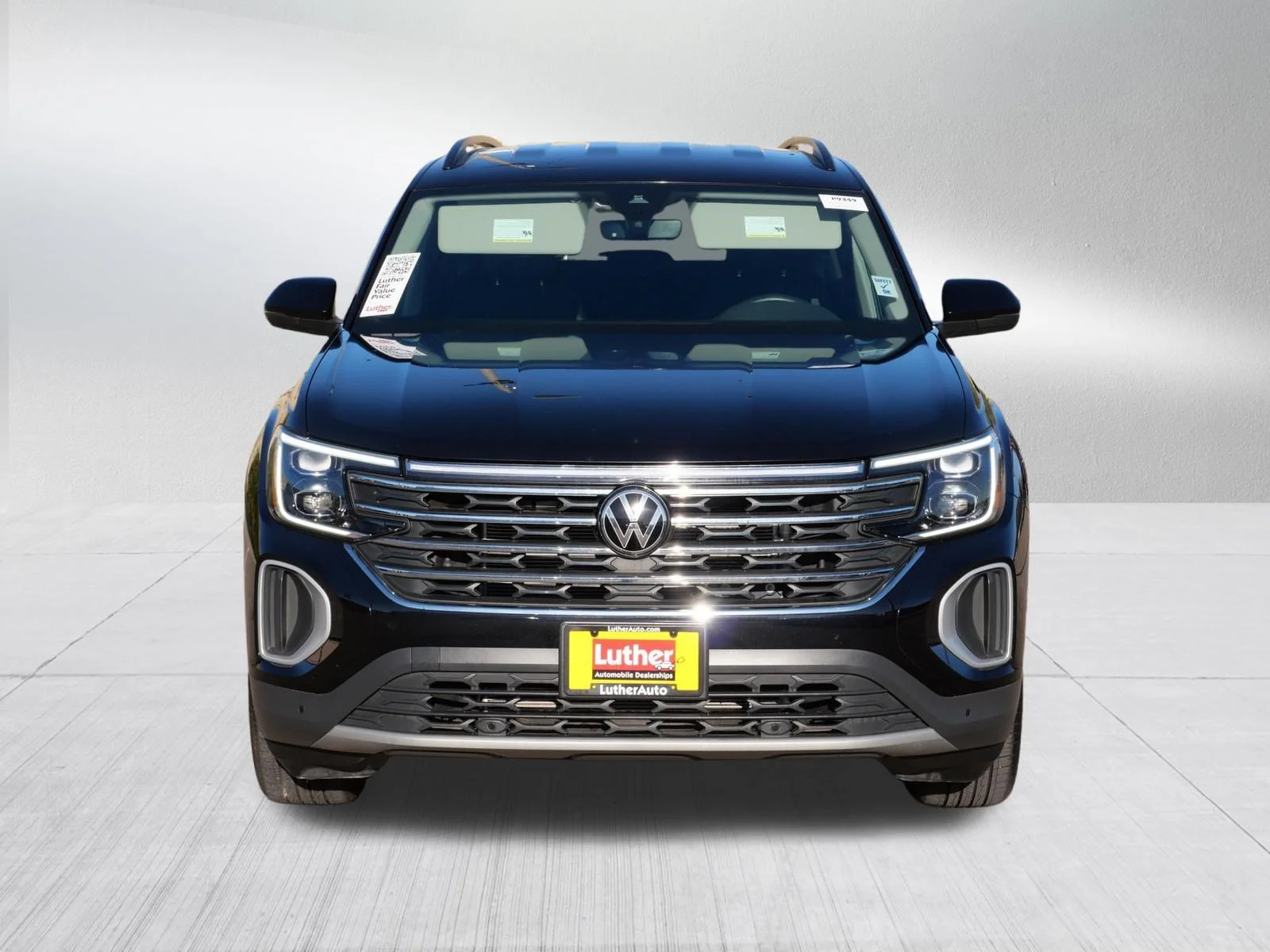 Certified 2026 Volkswagen Atlas SE w/Tech with VIN 1V2HN2CA8TC501353 for sale in Brooklyn Center, Minnesota