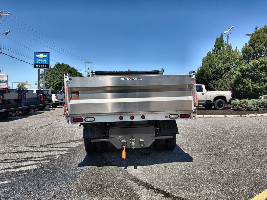 2026 GMC Sierra 3500 Chassis Cab Pro - Photo 6