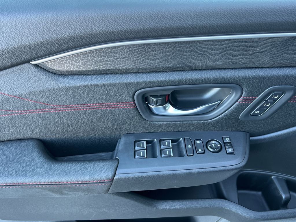 2026 Honda Pilot Black Edition - Photo 13