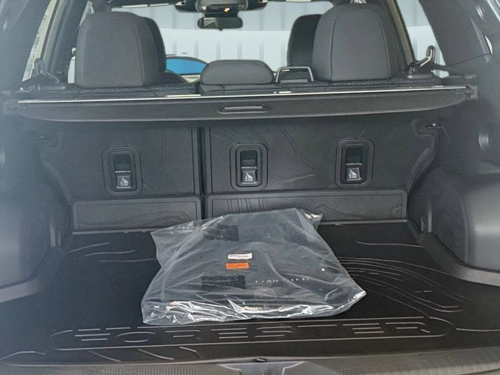 New 2026 MAGNETITE GRAY METALLIC Subaru Premium image 9