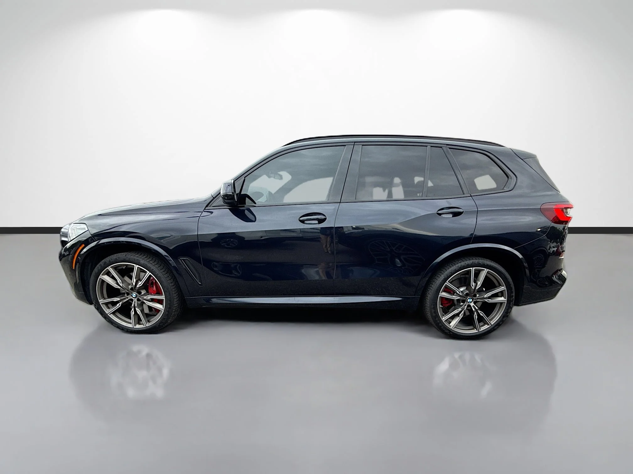 Used 2021 Carbon Black Metallic BMW M50i image 6