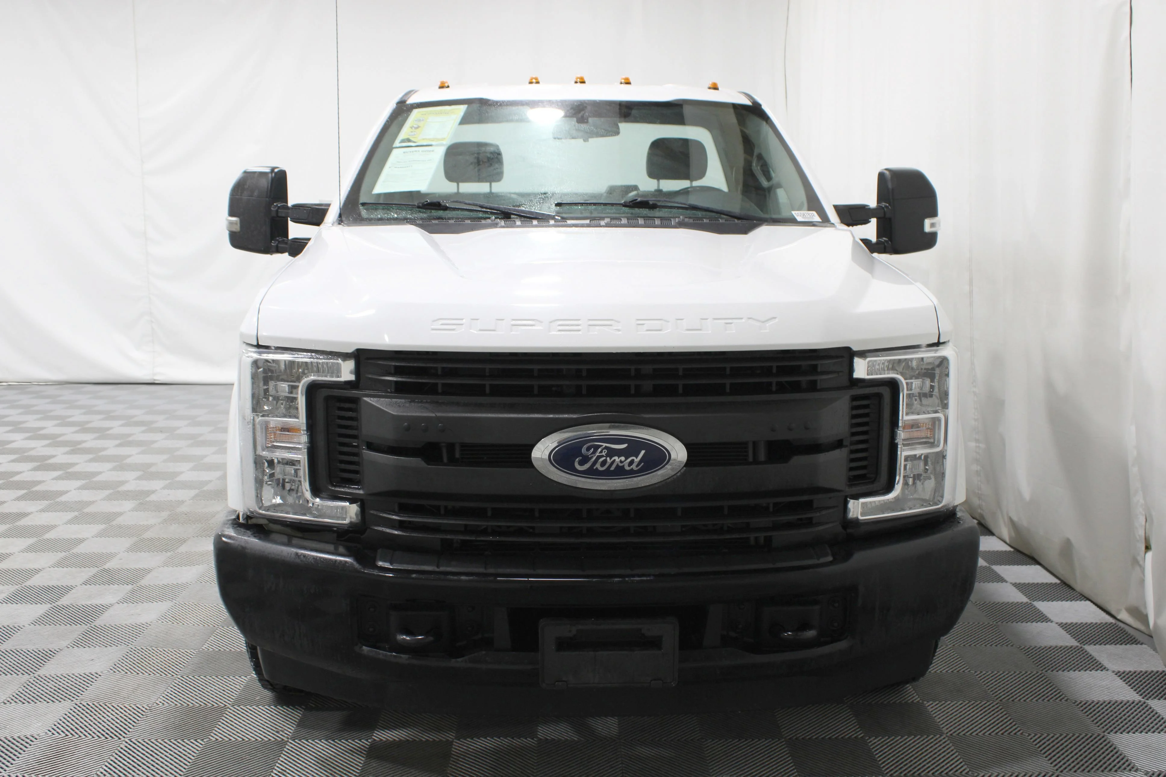 Used 2019 White Ford XL image 22