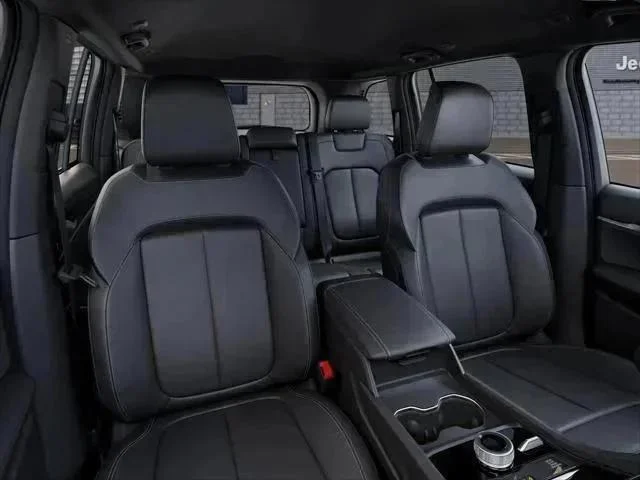 New 2027 Steel Blue Paint Jeep Limited image 9