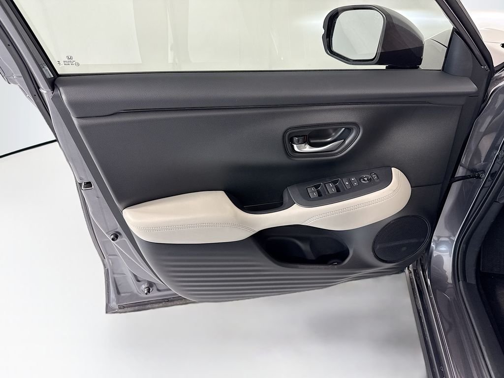 New 2027 Modern Steel Metallic Honda LX image 24