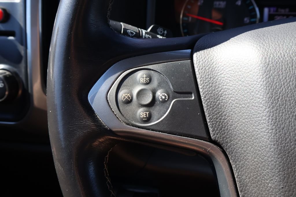Used 2018 Silver Chevrolet LT image 22