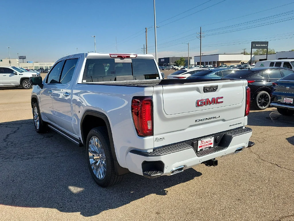 2026 GMC Sierra 1500 Denali - Photo 8