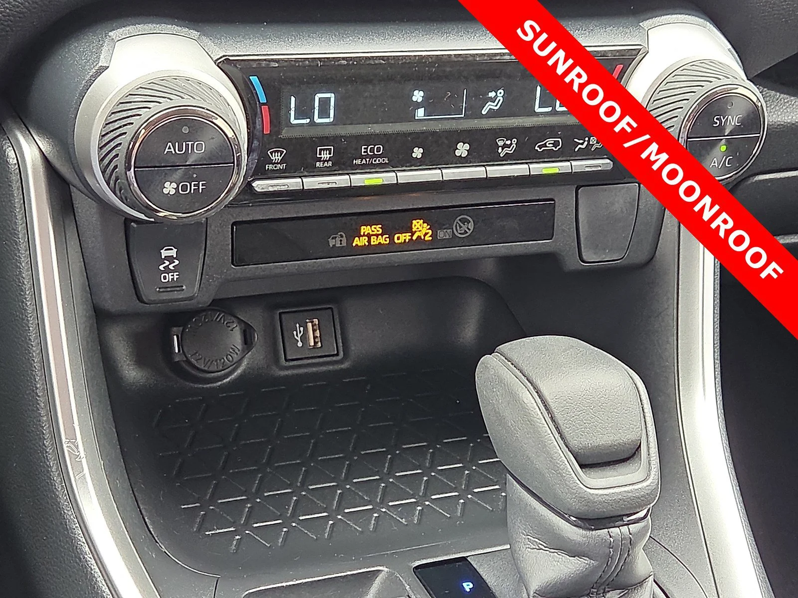 Used 2025 Magnetic Gray Metallic Toyota Hybrid XLE image 19