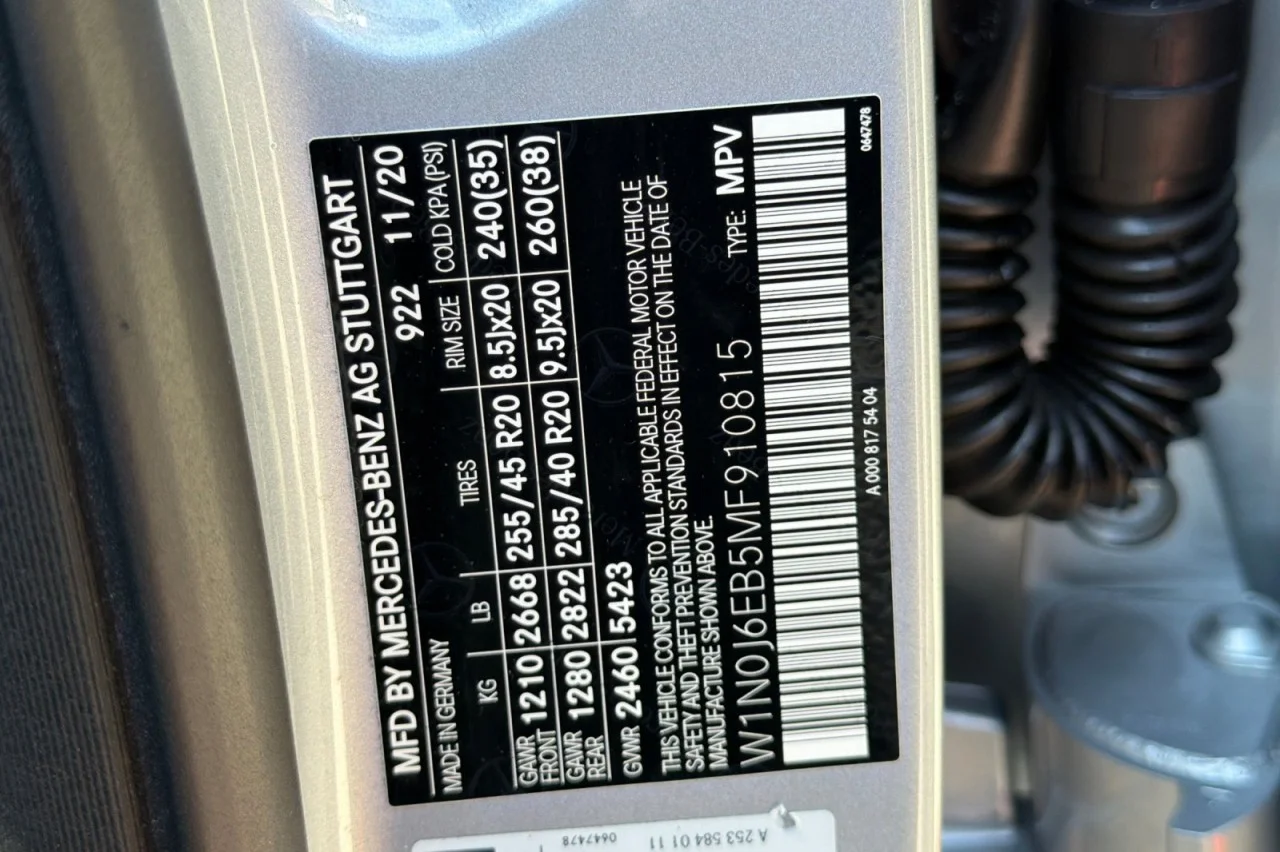 Used 2021 Cirrus Silver Metallic Mercedes-Benz AMG® GLC 43 image 28