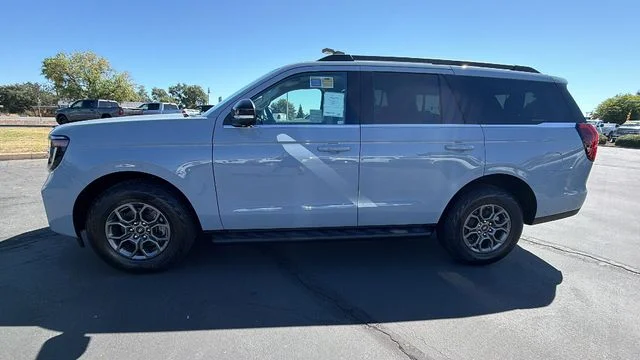 New 2027 Glacier Gray Metallic Tri-Coat Ford Active image 40