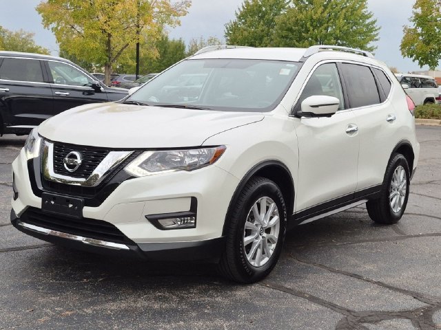 Used 2017 White Nissan SV image 3