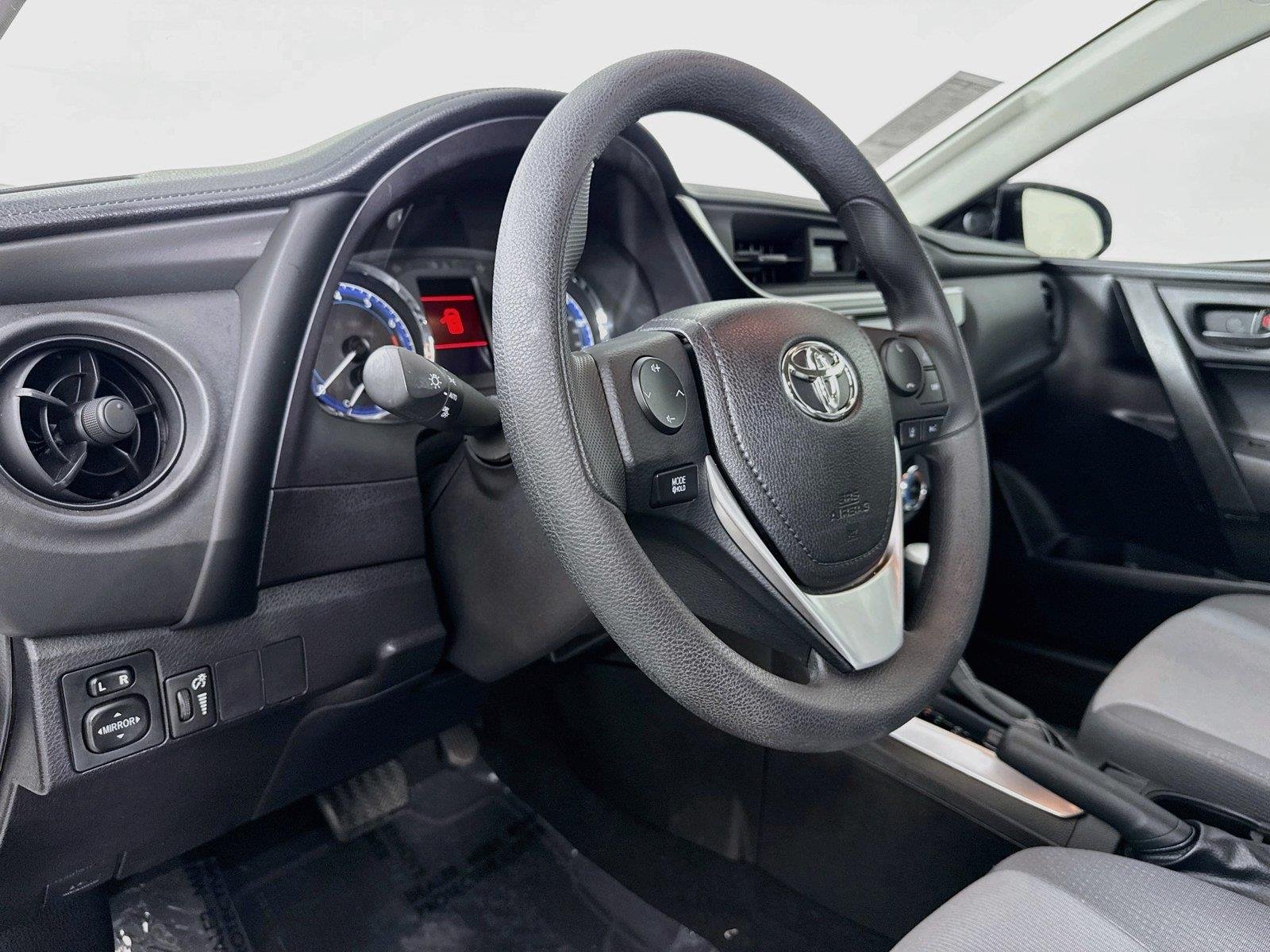 Used 2018 Super White Toyota L image 4