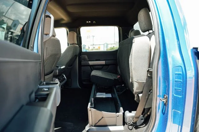 Used 2024 Blue Metallic Ford XLT image 12