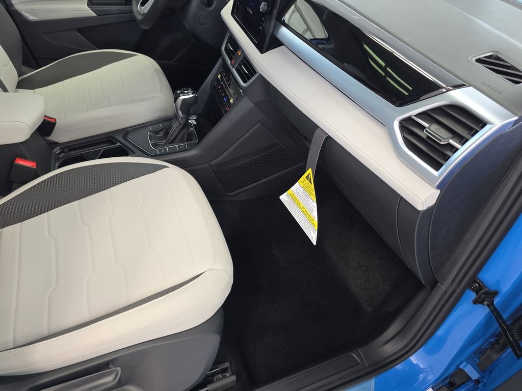 New 2026 Blue Volkswagen 1.5T SE image 34