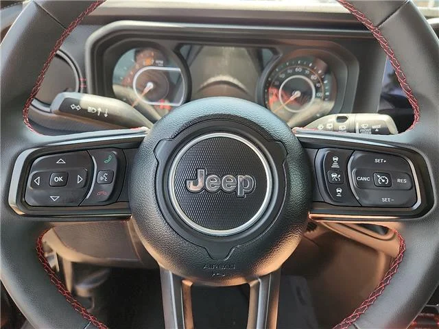 Used 2025 Black Jeep RUBI image 18