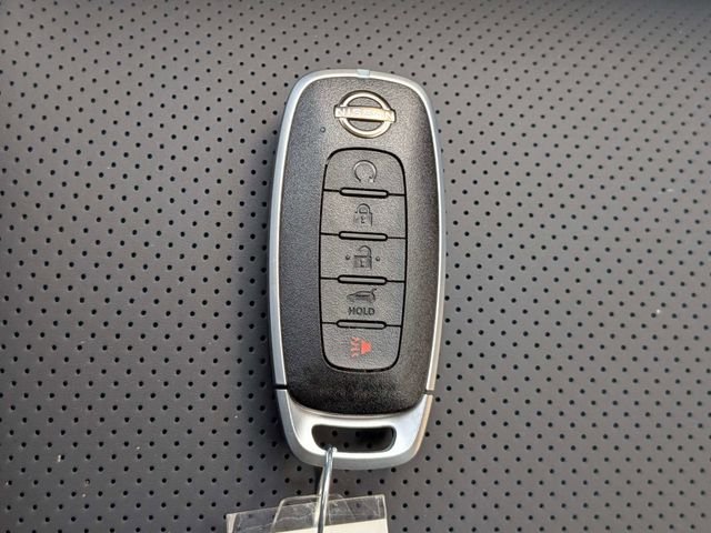 New 2026 Champagne Silver Metallic Nissan Platinum image 31