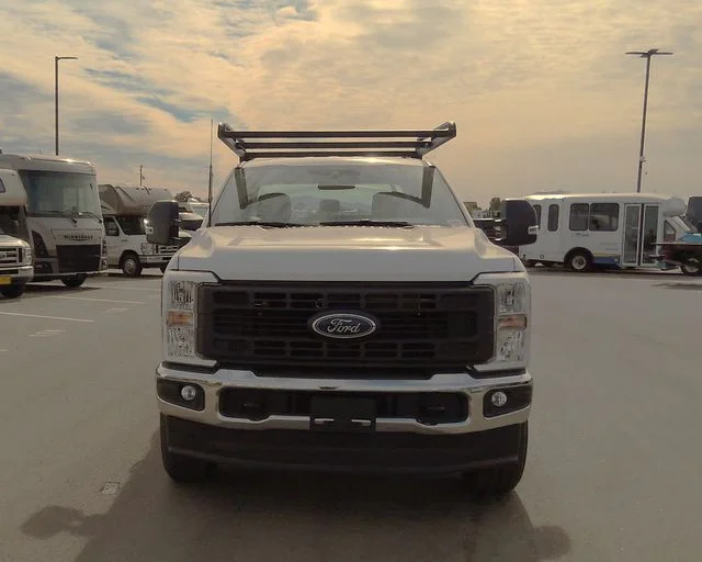 New 2026 Oxford White Ford XL image 2