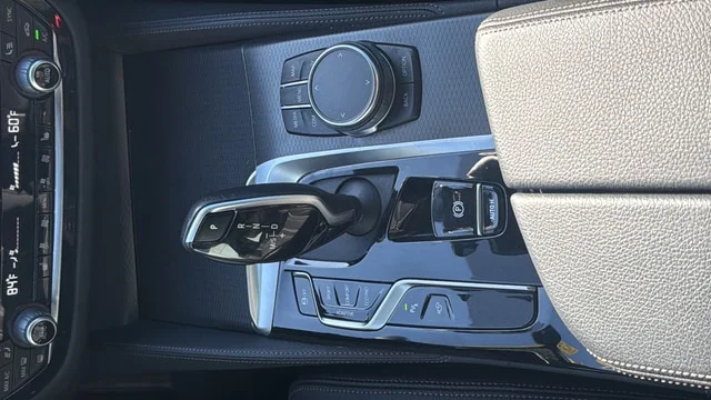 Used 2023 Black Sapphire Metallic BMW M550i xDrive image 8