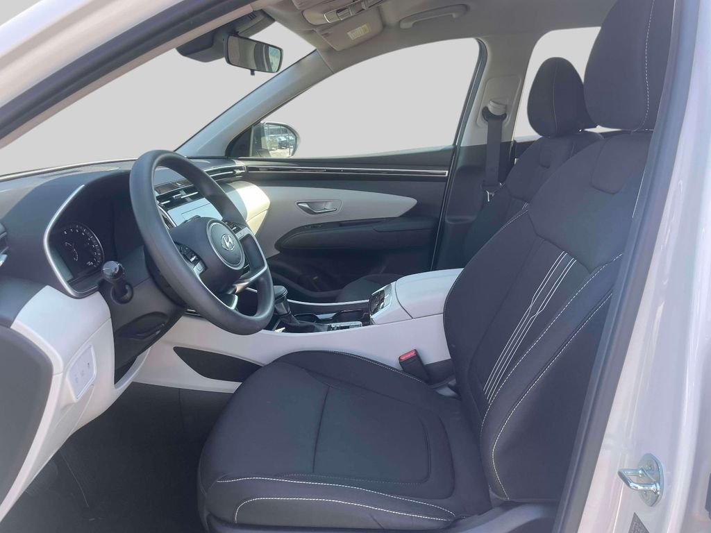 Used 2024 White Hyundai SEL image 15
