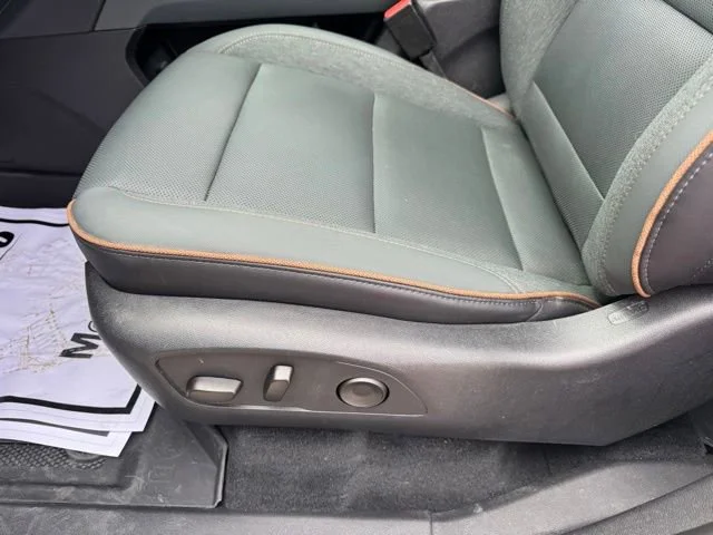 Certified Used 2025 Summit White GMC AT4 image 13