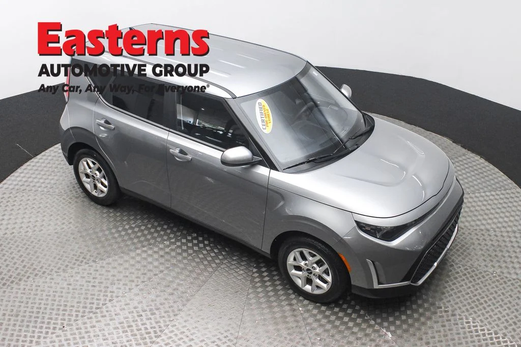Used 2024 Gray Kia LX image 3