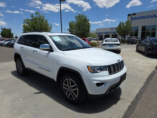 Used 2021 Bright White Clearcoat Jeep Limited image 3