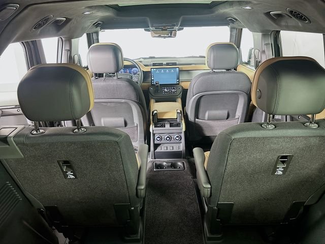 2026 Land Rover Defender V8 - Photo 23