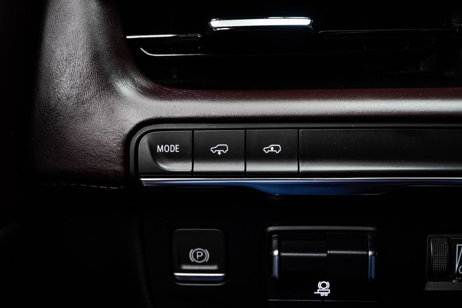 Used 2023 Blue Cadillac Sport Platinum image 40