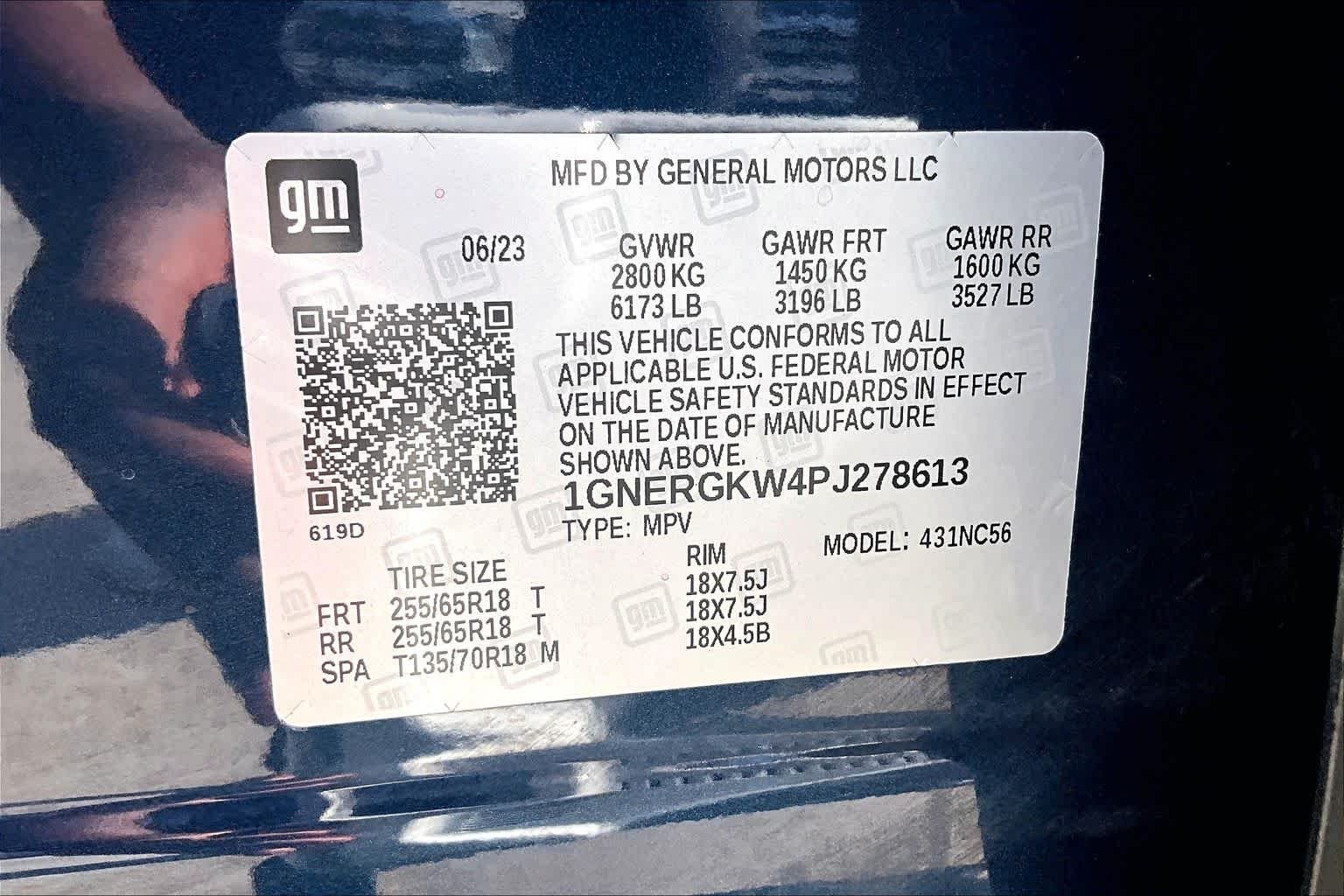 Used 2023 Northsky Blue Metallic Chevrolet LT Cloth image 37