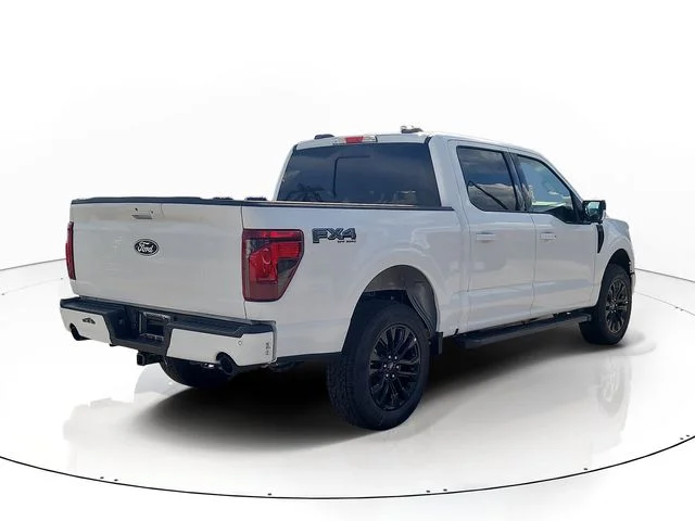New 2026 Oxford White Ford XLT image 5