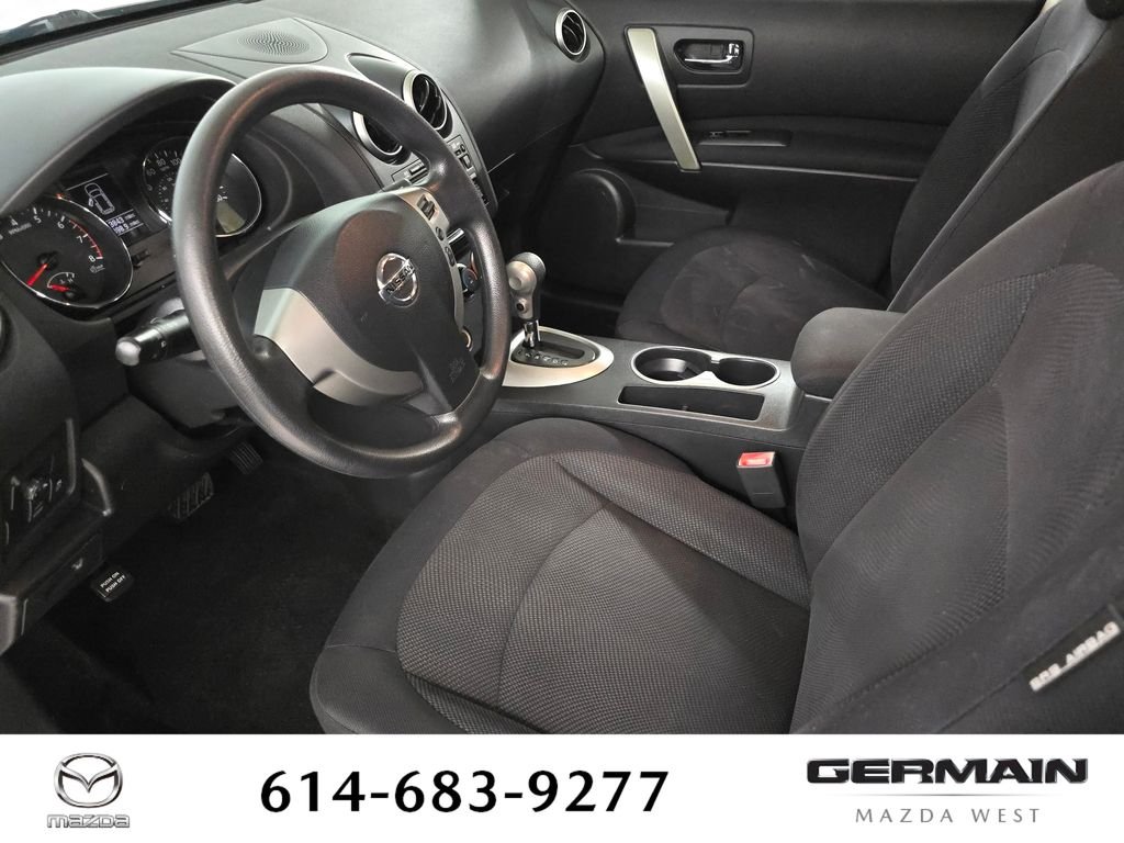 Used 2011 Gray Nissan S image 19